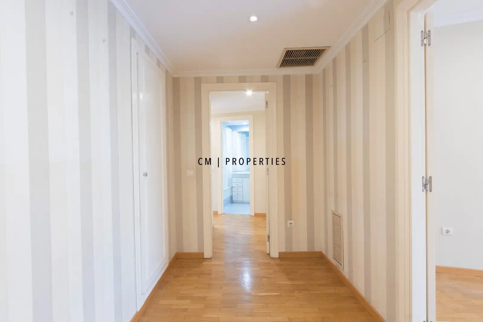 Piso de alquiler en Valencia con Aire acondicionado, Calefacción y Parquet