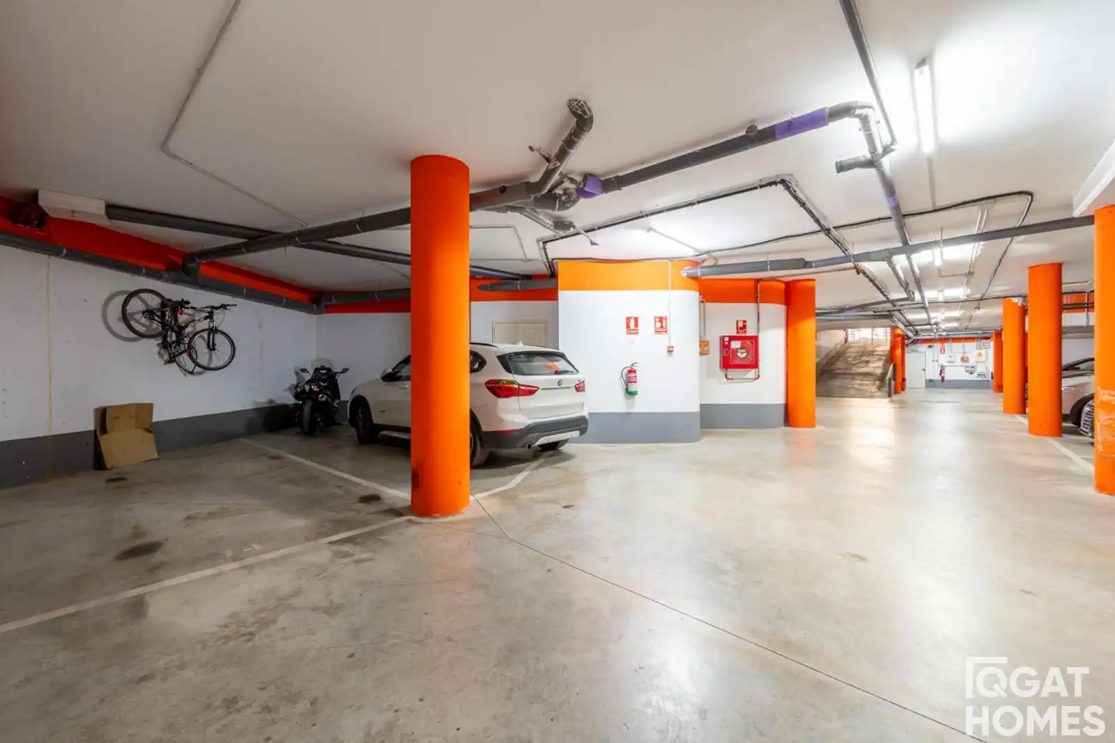 Parking de Piso en venta en Sant Cugat del Vallès con Aire acondicionado, Calefacción y Terraza