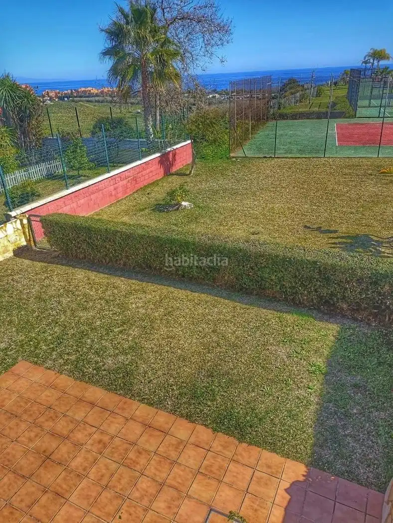 House with pool to rent in Avenida Suecia 56, imagen 28