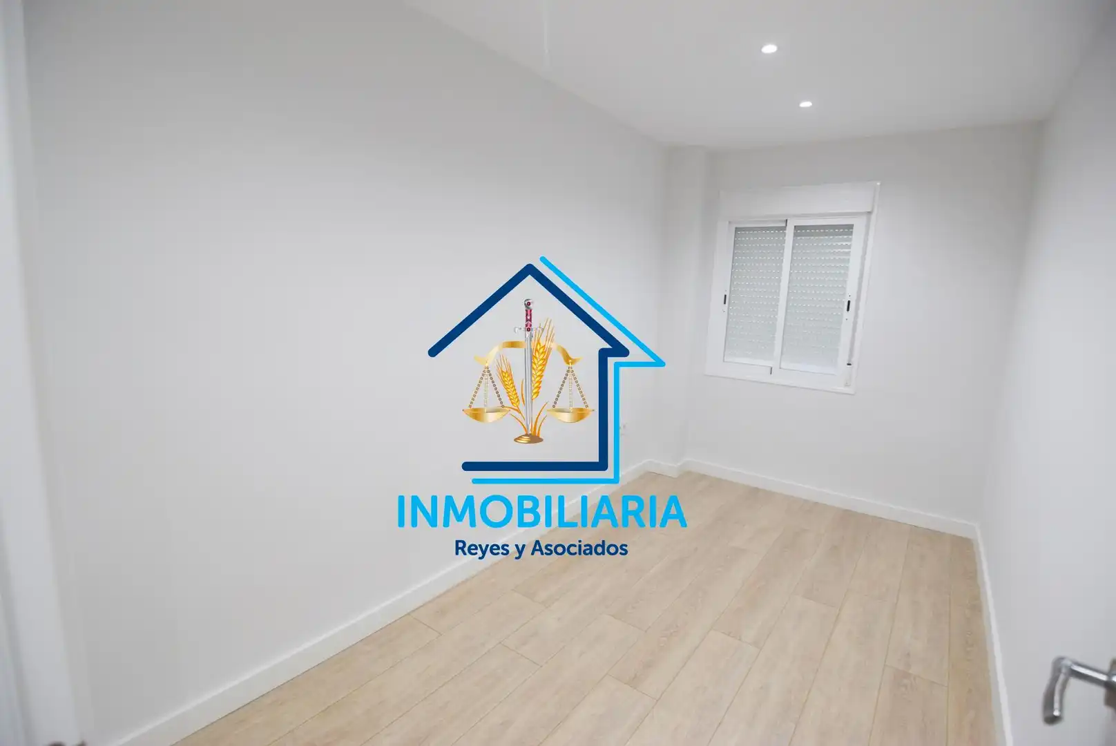 Flat for sale in Córdoba  with Air Conditioner and Heating