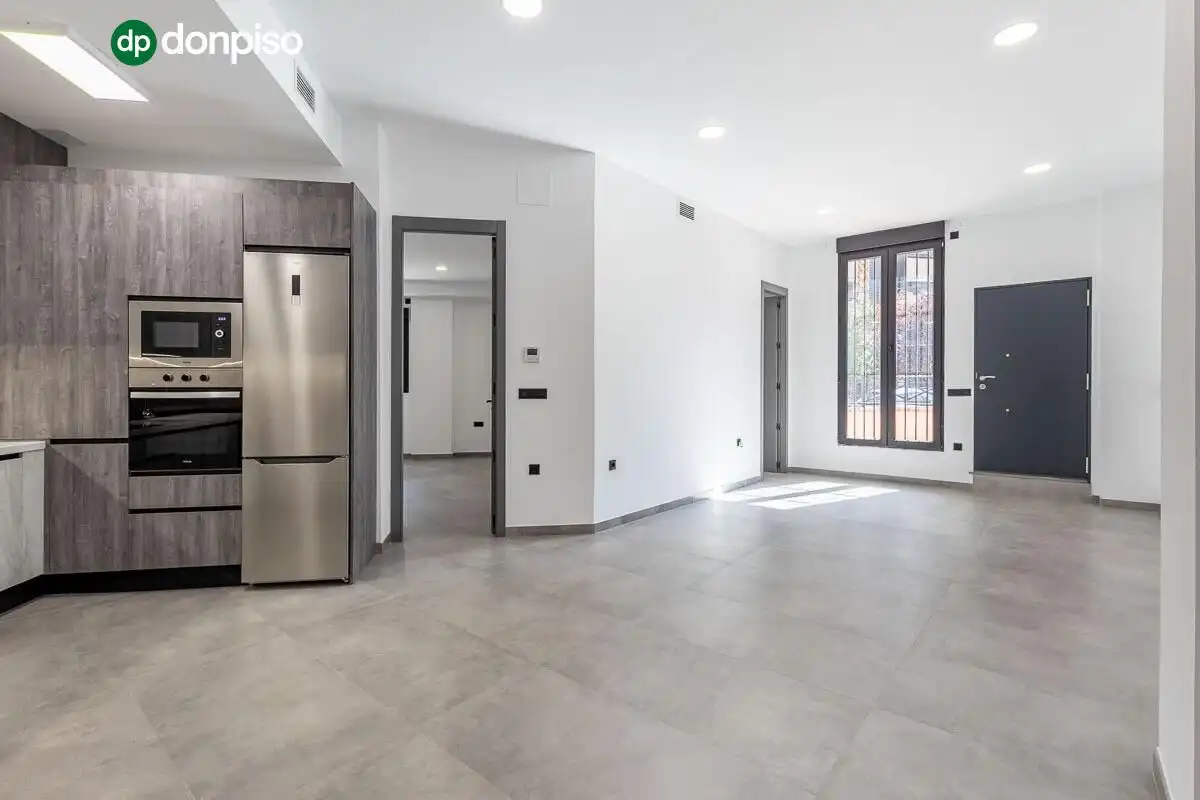 Ground floor with pool for sale in Calle PDTA RAFAEL GAGO PALOMO 9, imagen 8
