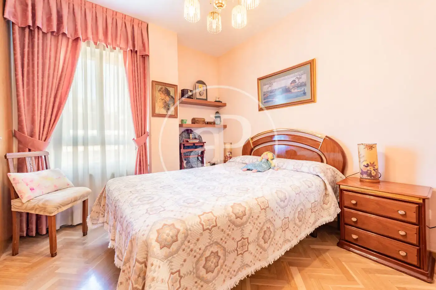Habitación de Piso en venta en Madrid con Aire acondicionado, Calefacción y Jardín privado