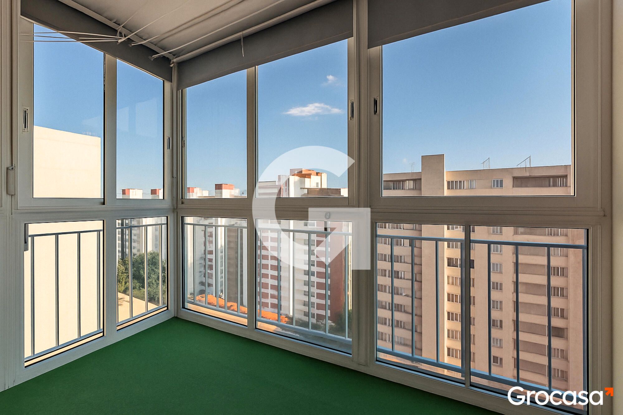 Balcony of Flat for sale in L'Hospitalet de Llobregat  with Air Conditioner, Heating and Oven