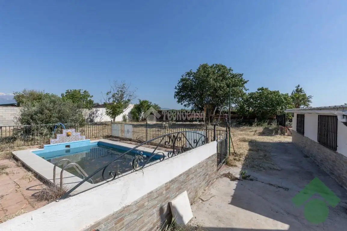 Country homes for sale in Albolote