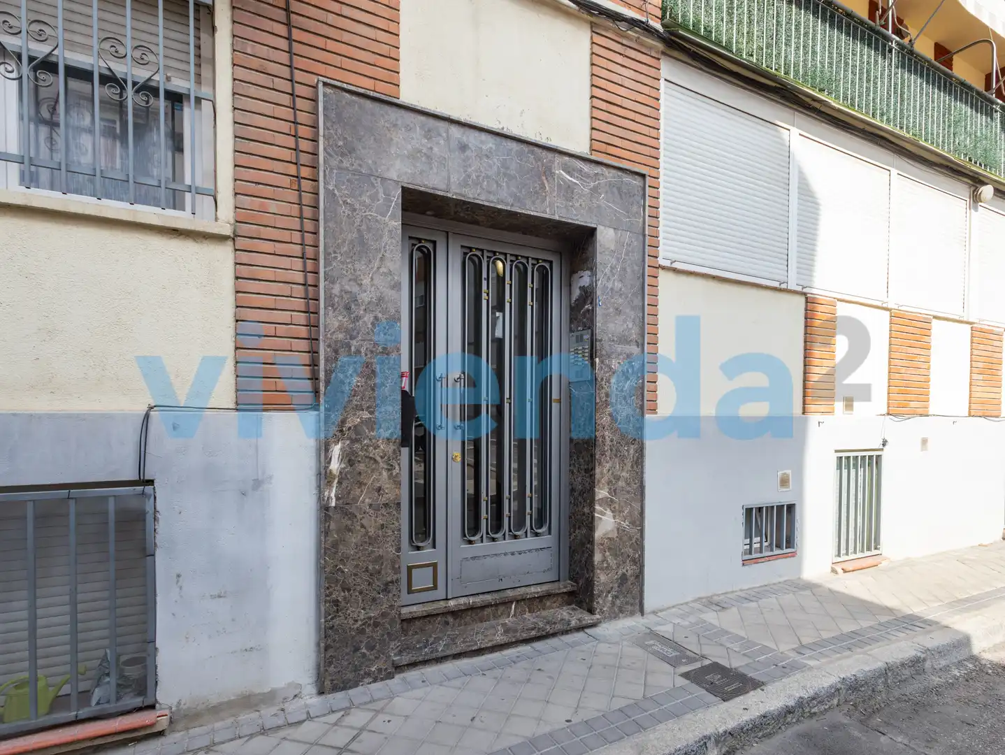 Vista exterior de Pis en venda en Madrid amb Calefacció i Moblat