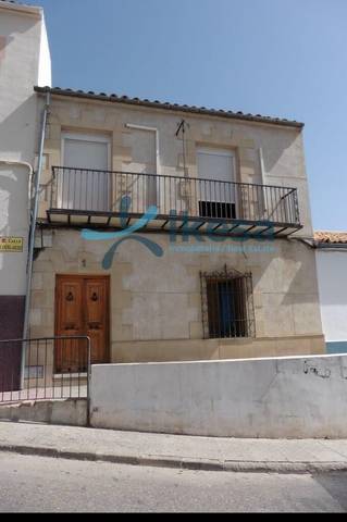 Casa adosada en Venta en Úbeda