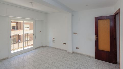Foto 3 de Piso en venta en Carrer de Concha Espina, L'Amistat, Valencia Capital