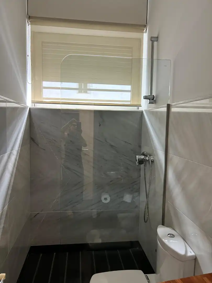 Bany de Casa adosada en venda en Badalona amb Aire condicionat, Calefacció i Parquet