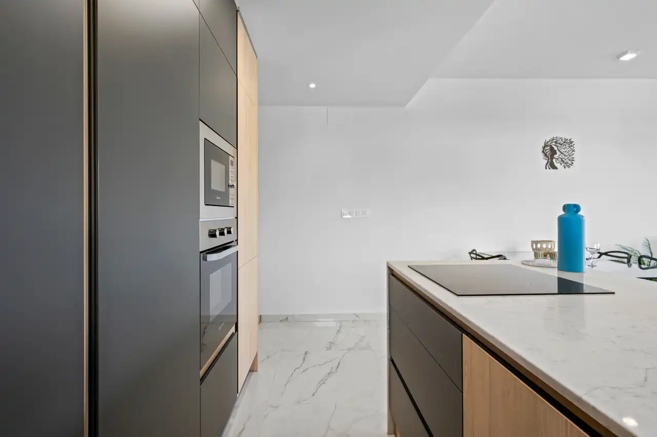 Küche von Wohnungen zum Verkauf in Madrid mit Whirlpool und Sauna