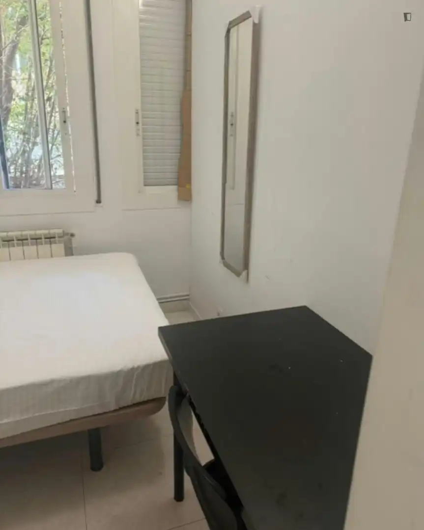 Bedroom of Apartments for share in Barcelona  with Furnished, Washing machine and Internet