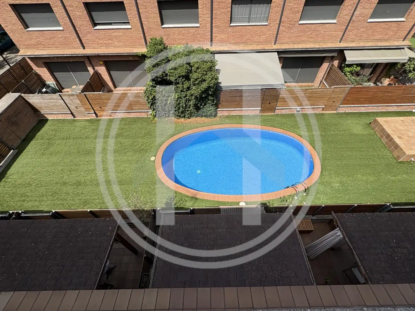 Piscina de Casa adosada en venda en Cardedeu amb Aire condicionat, Calefacció i Jardí privat