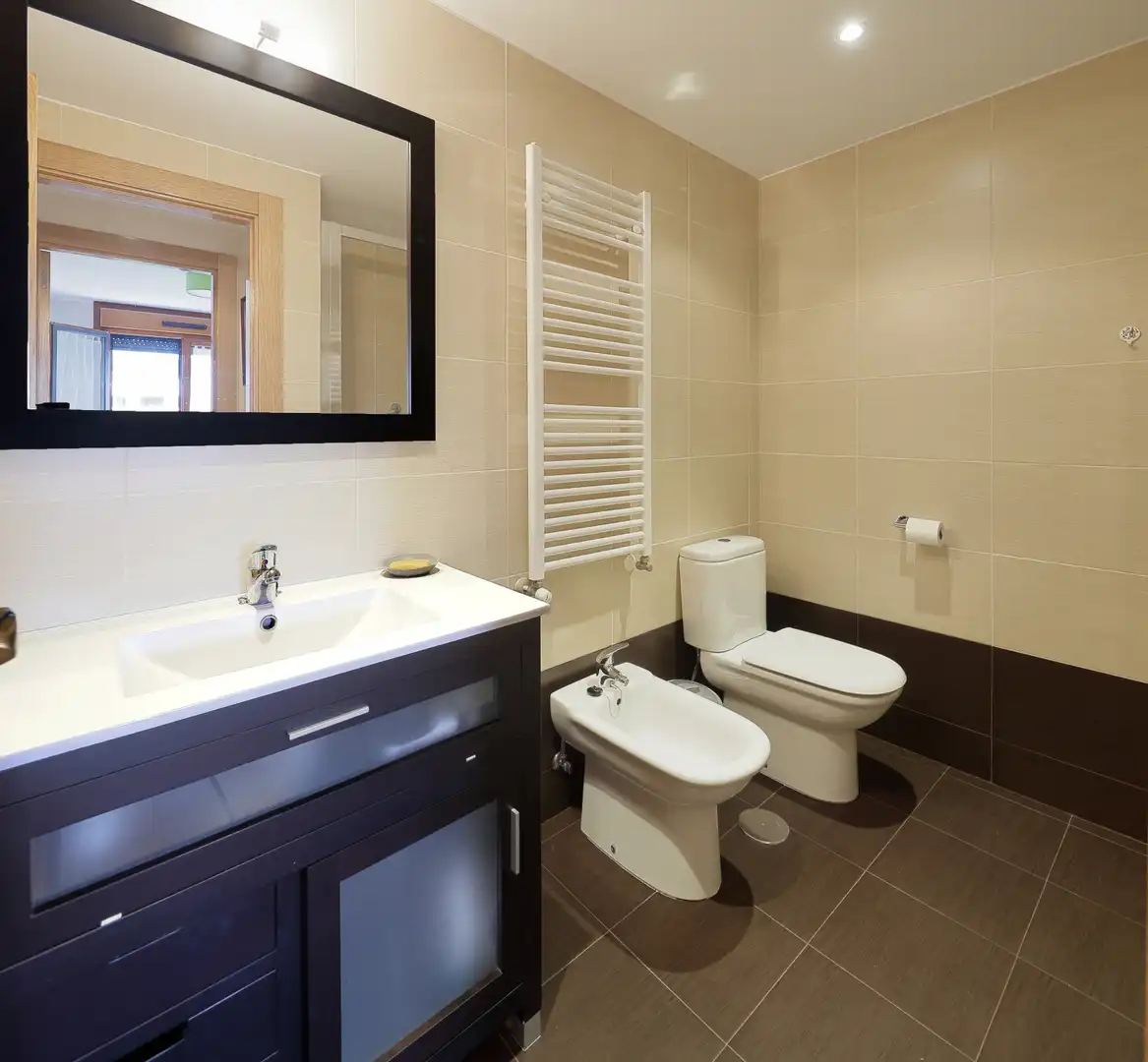 Baño de Piso en venta en Villaviciosa con Calefacción, Parquet y Terraza
