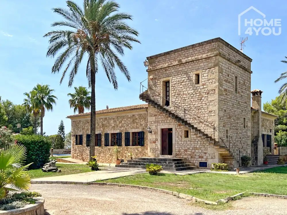Vista exterior de Casa o xalet en venda en Ses Salines amb Aire condicionat, Calefacció i Terrassa