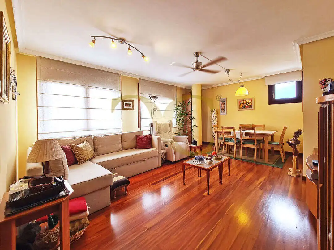 Sala de estar de Dúplex en venta en Gijón  con Aire acondicionado, Calefacción y Trastero