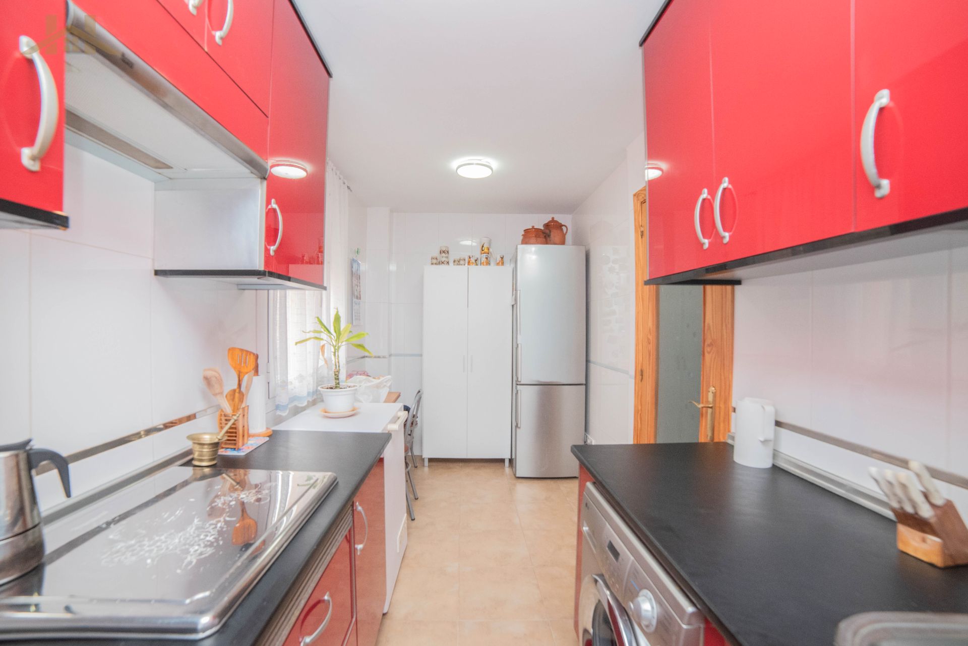 Cuina de Casa adosada en venda en El Tiemblo  amb Aire condicionat, Calefacció i Jardí privat