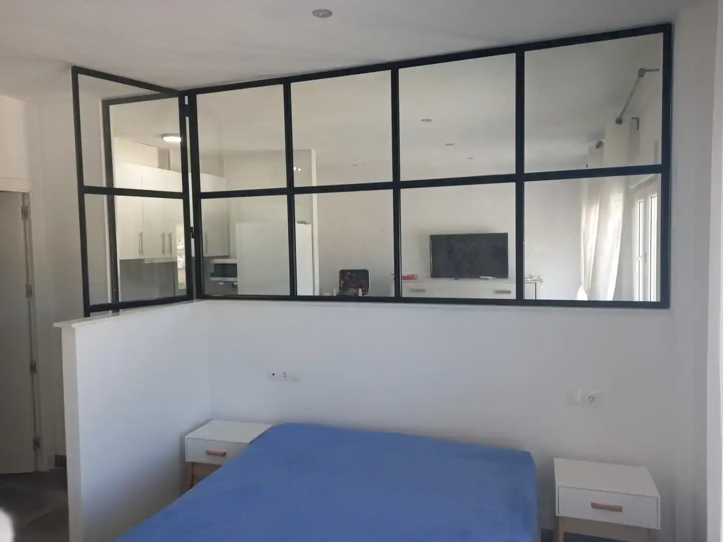 Schlafzimmer von Wohnungen zur Miete in Cabra mit Klimaanlage, Ofen und Waschmaschine