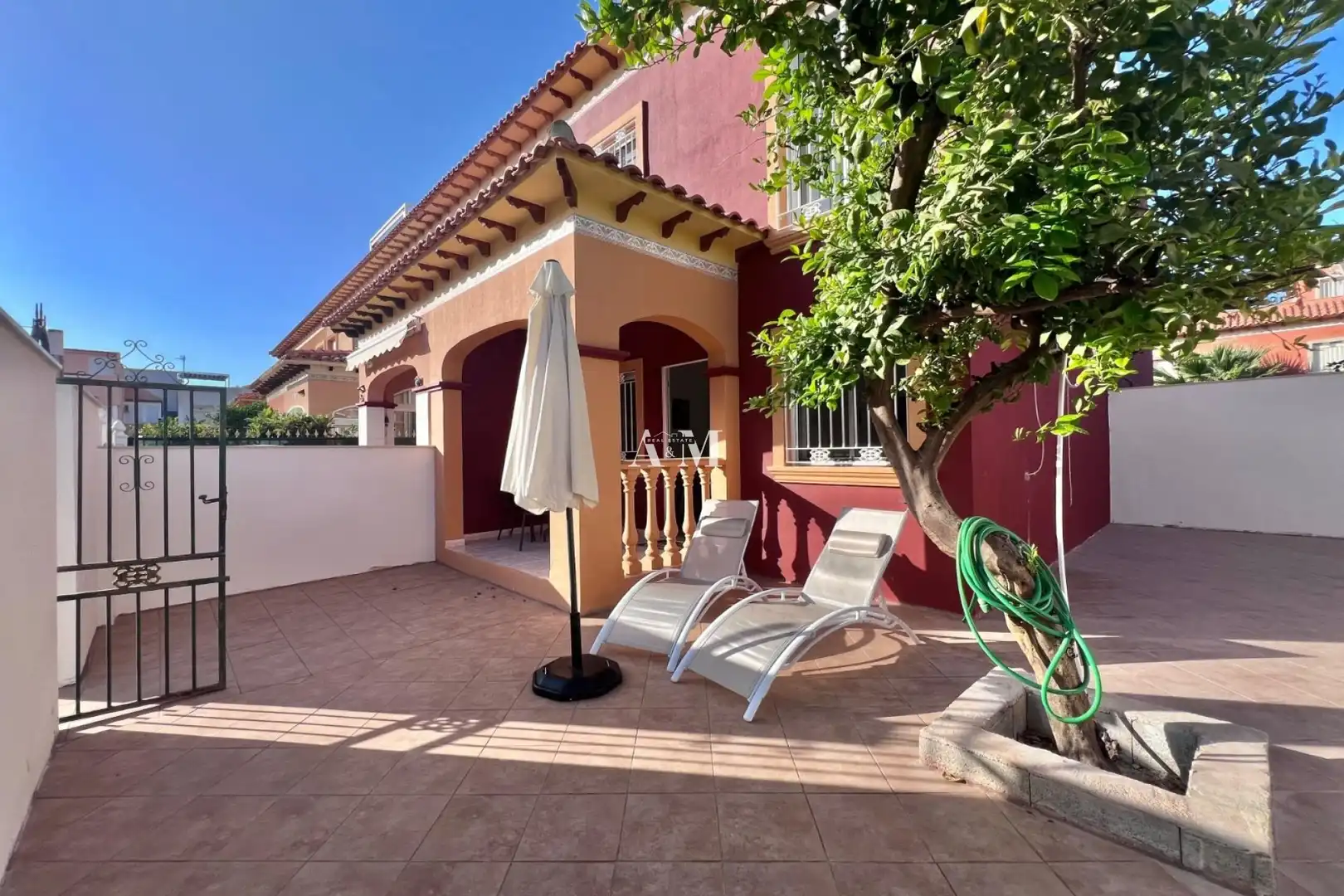 Terrassa de Casa adosada de lloguer en Torrevieja amb Aire condicionat, Calefacció i Terrassa
