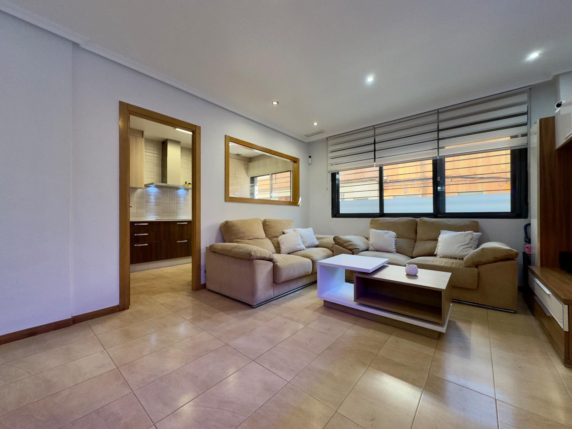 Sala d'estar de Planta baixa en venda en Elche / Elx amb Aire condicionat