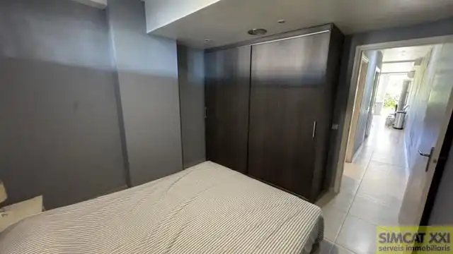 Dormitori de Apartament en venda en Roses