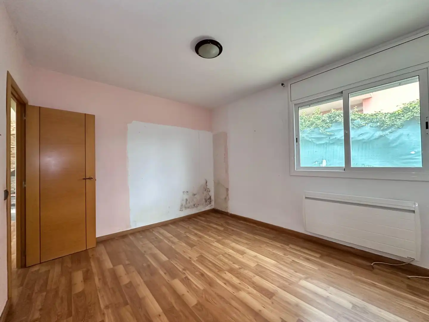 Habitación de Casa o chalet en venta en La Bisbal del Penedès con Parquet