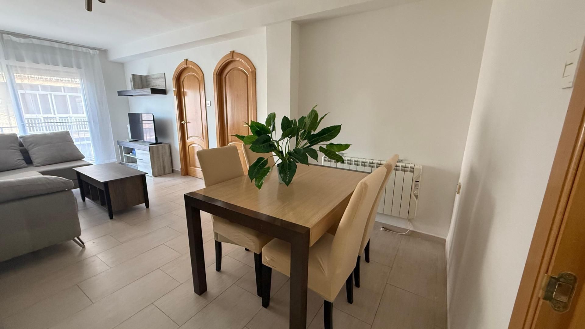 Dining room of Flat to rent in  Granada Capital  with Air Conditioner, Heating and Terrace