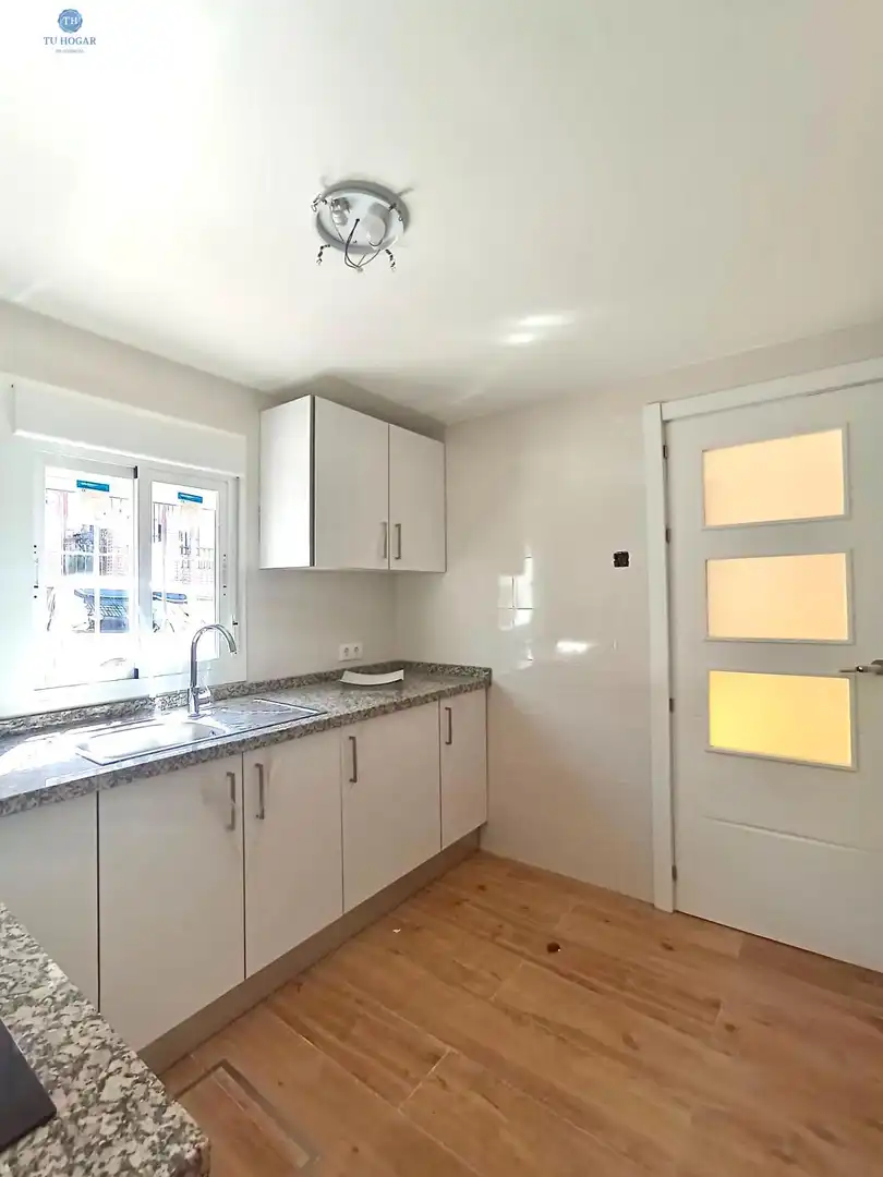 Kitchen of Detached homes for rent in Alcalá de Guadaira  with Terrace and Storage room
