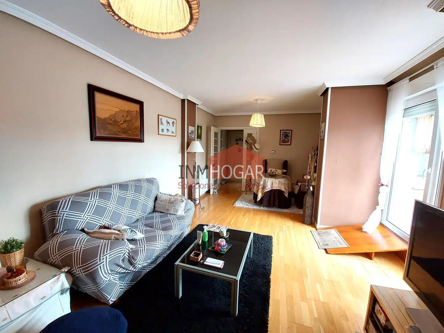 Sala de estar de Piso en venta en Ávila con Calefacción, Terraza y Amueblado