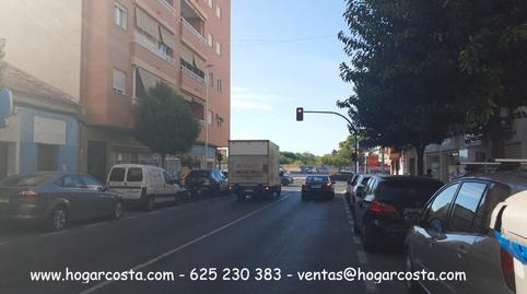 Photo 3 of Single-family semi-detached for sale in Calle Villa Madrid, 7, Puerto Deportivo, Torrevieja