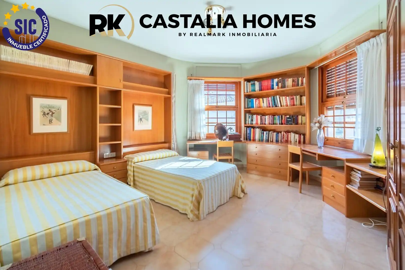 Habitación de Casa o chalet en venta en Castellón de la Plana / Castelló de la Plana con Calefacción, Jardín privado y Parquet