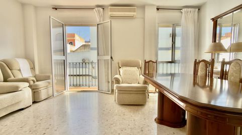 Foto 5 de Casa o xalet en venda a Lora del Río, Sevilla