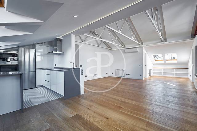 Ático en Alquiler en C. del Conde de Aranda en Recoletos