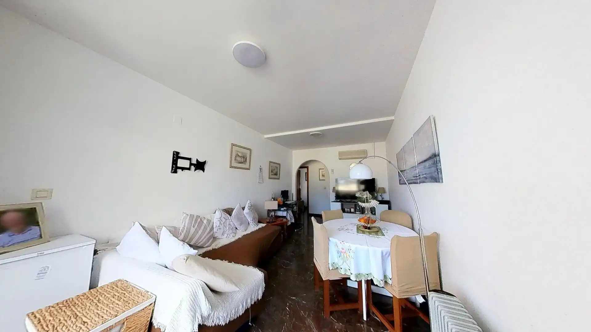 Wohnzimmer von Wohnungen zum Verkauf in Gualchos mit Klimaanlage, Terrasse und Abstellraum