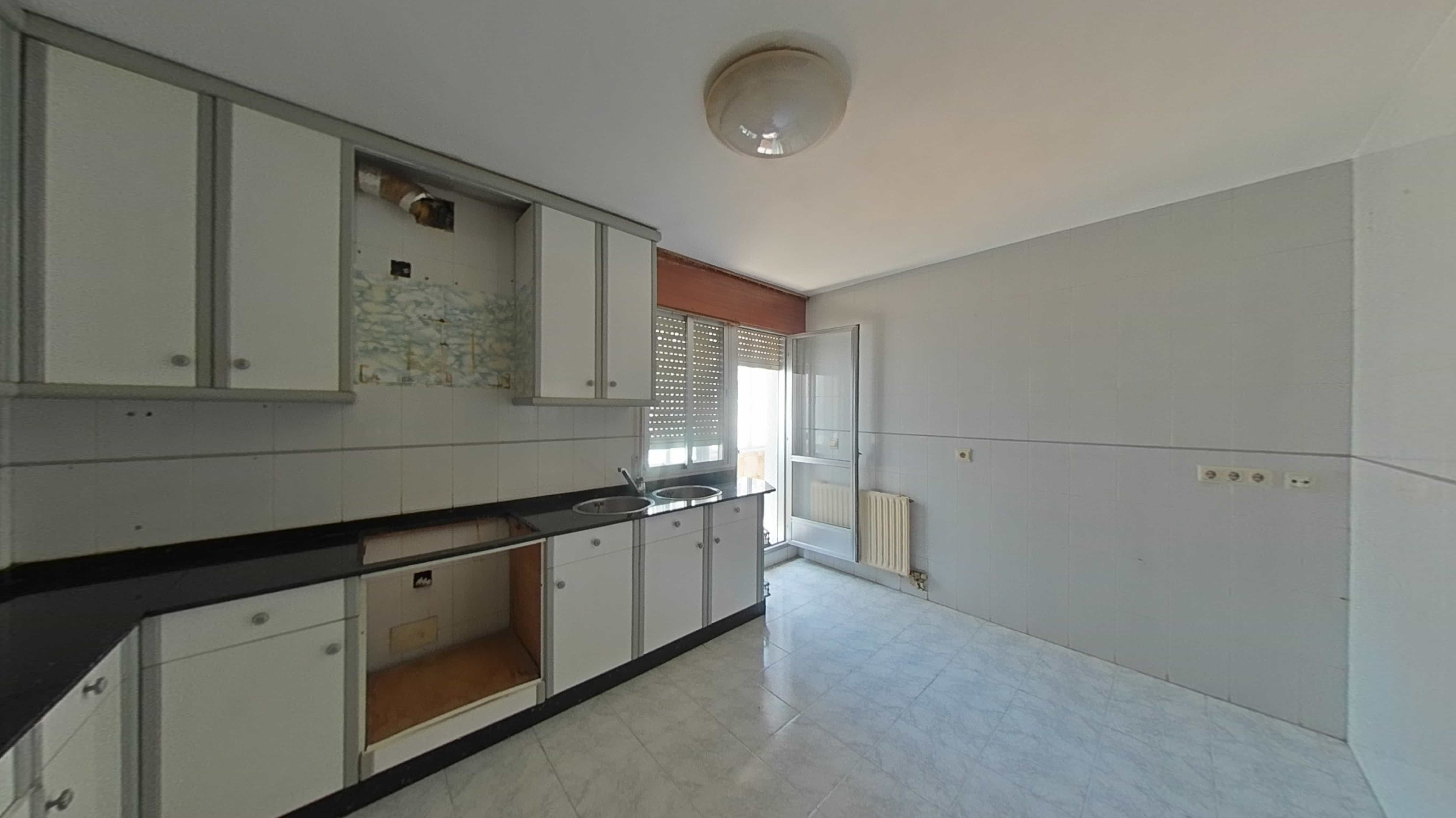 Kitchen of Flat for sale in Poio  with Terrace