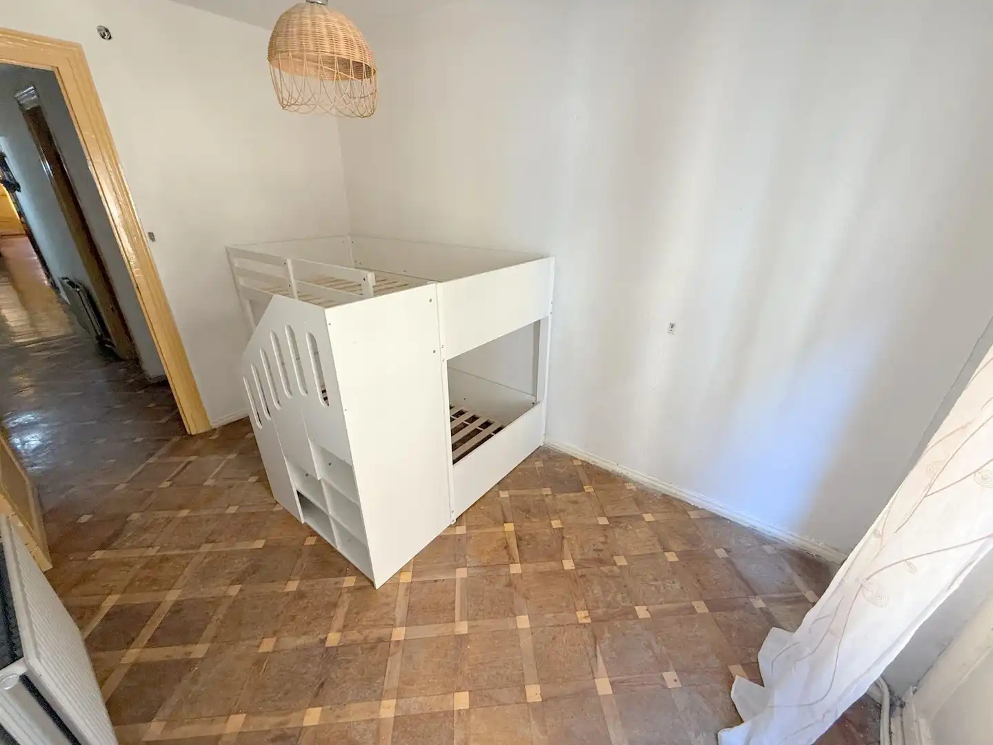 Dormitori de Pis en venda en Estella / Lizarra amb Calefacció, Parquet i Traster