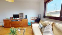 Living room of Flat for sale in  Madrid Capital  with Air Conditioner, Heating and Private garden