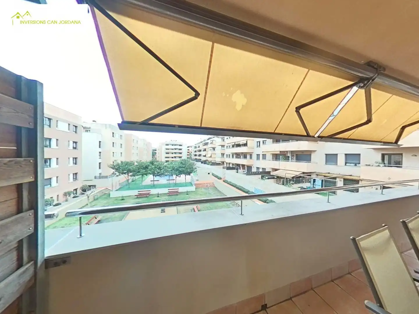 Terrasse von Wohnungen zum Verkauf in Lloret de Mar mit Klimaanlage, Heizung und Abstellraum