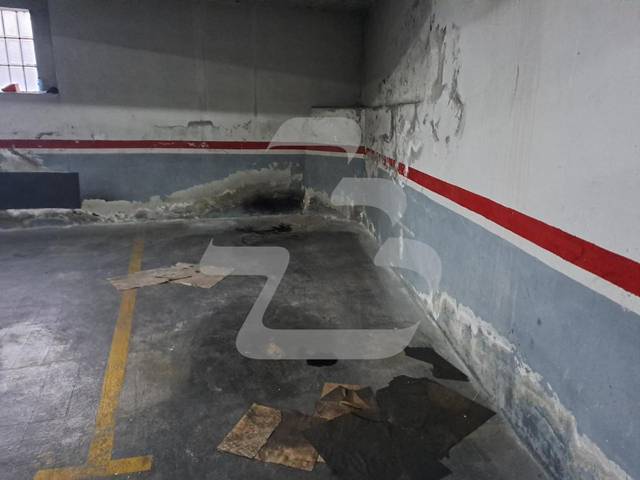 Garaje en Alquiler en de Sant Dalmir en La Teixonera