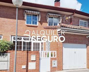 Vista exterior de Casa o xalet de lloguer en Collado Villalba amb Terrassa