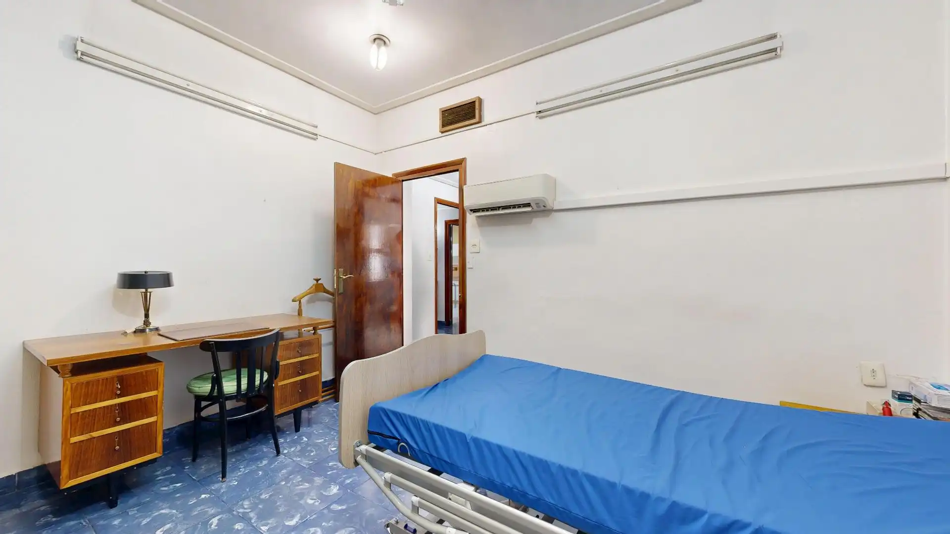 Bedroom of Houses for sale in Torrent  with Terrace, Storage room and Swimming Pool