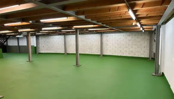 Fabrikhallen zur Miete in Santander