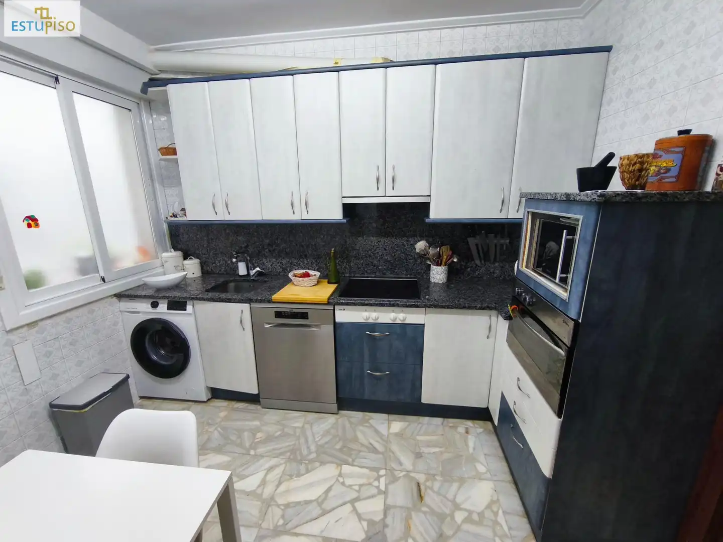 Kitchen of Flat for sale in Vitoria - Gasteiz  with Heating, Terrace and Storage room
