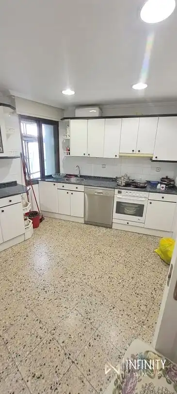 Cuina de Pis de lloguer en Santurtzi  amb Calefacció, Terrassa i Balcó