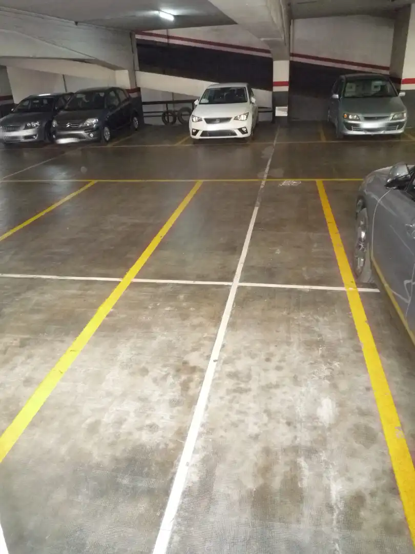 Parkplatz von Garage zum Verkauf in Barcelona