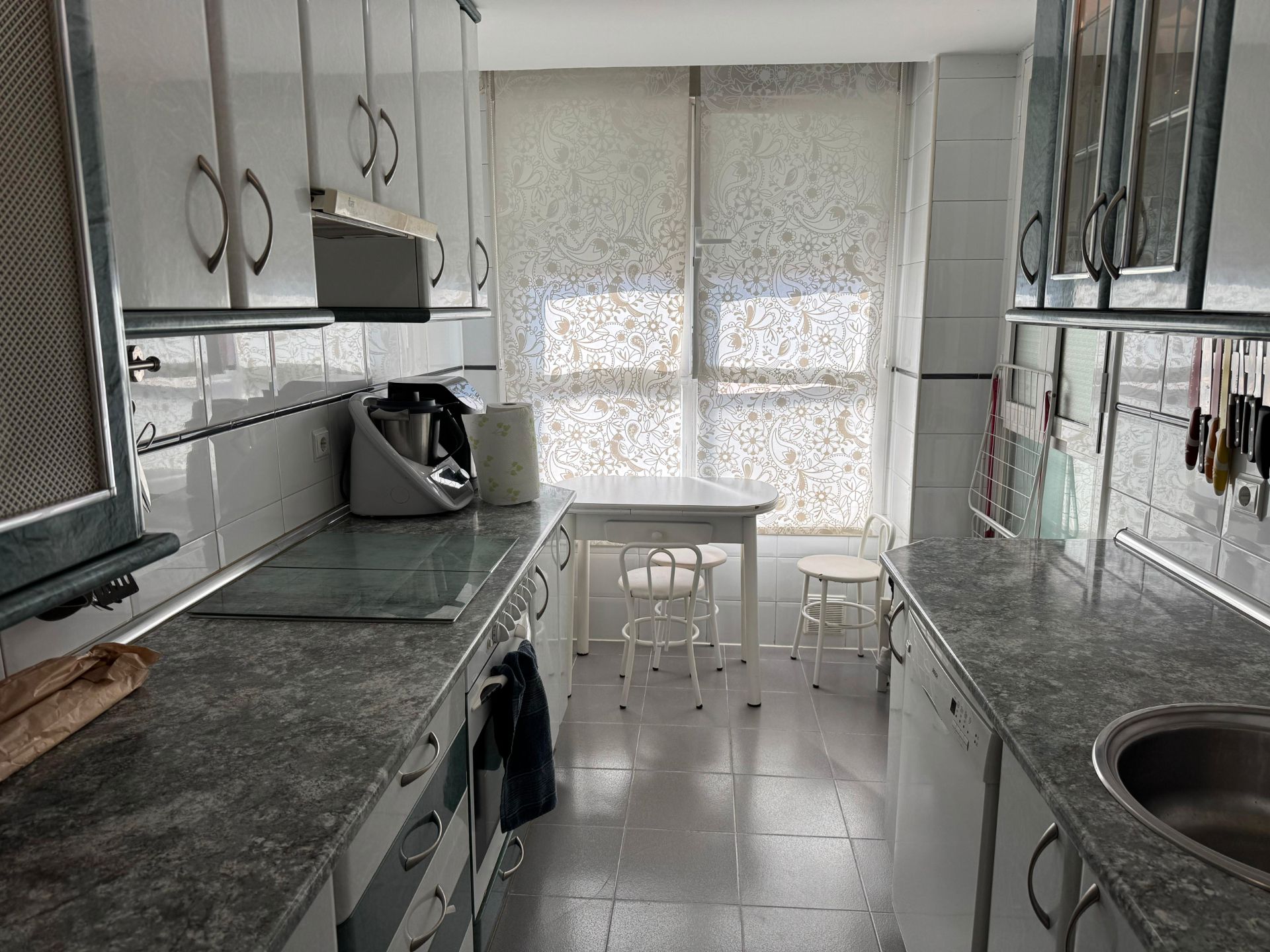 Kitchen of Flat for sale in Leganés  with Air Conditioner, Heating and Storage room