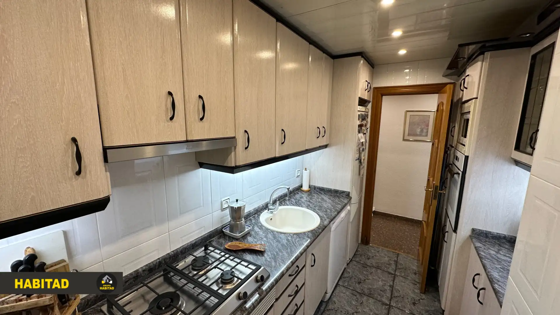 Cocina de Piso en venta en Sant Boi de Llobregat con Balcón
