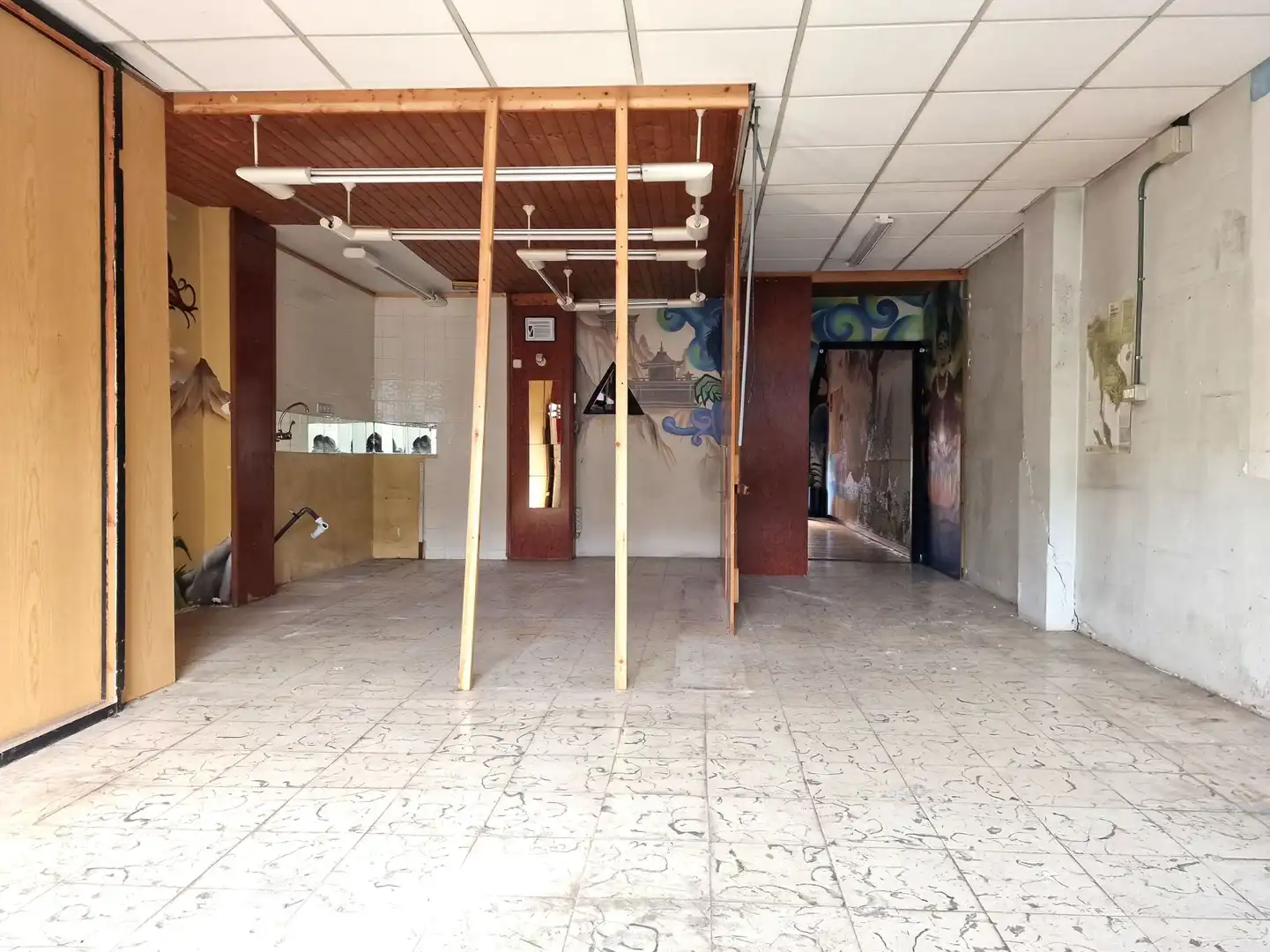 Geschaftsraum zum Verkauf in Girona