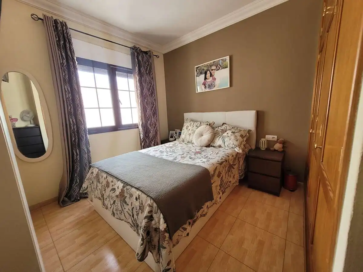 Schlafzimmer von Wohnung zum Verkauf in Arrecife mit Terrasse, Abstellraum und Möbliert