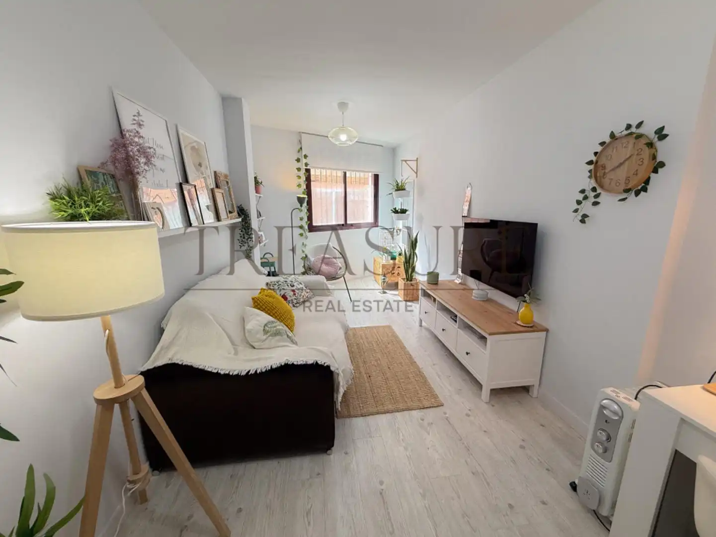 Living room of Flat for sale in Murcia  with Air Conditioner and Storage room