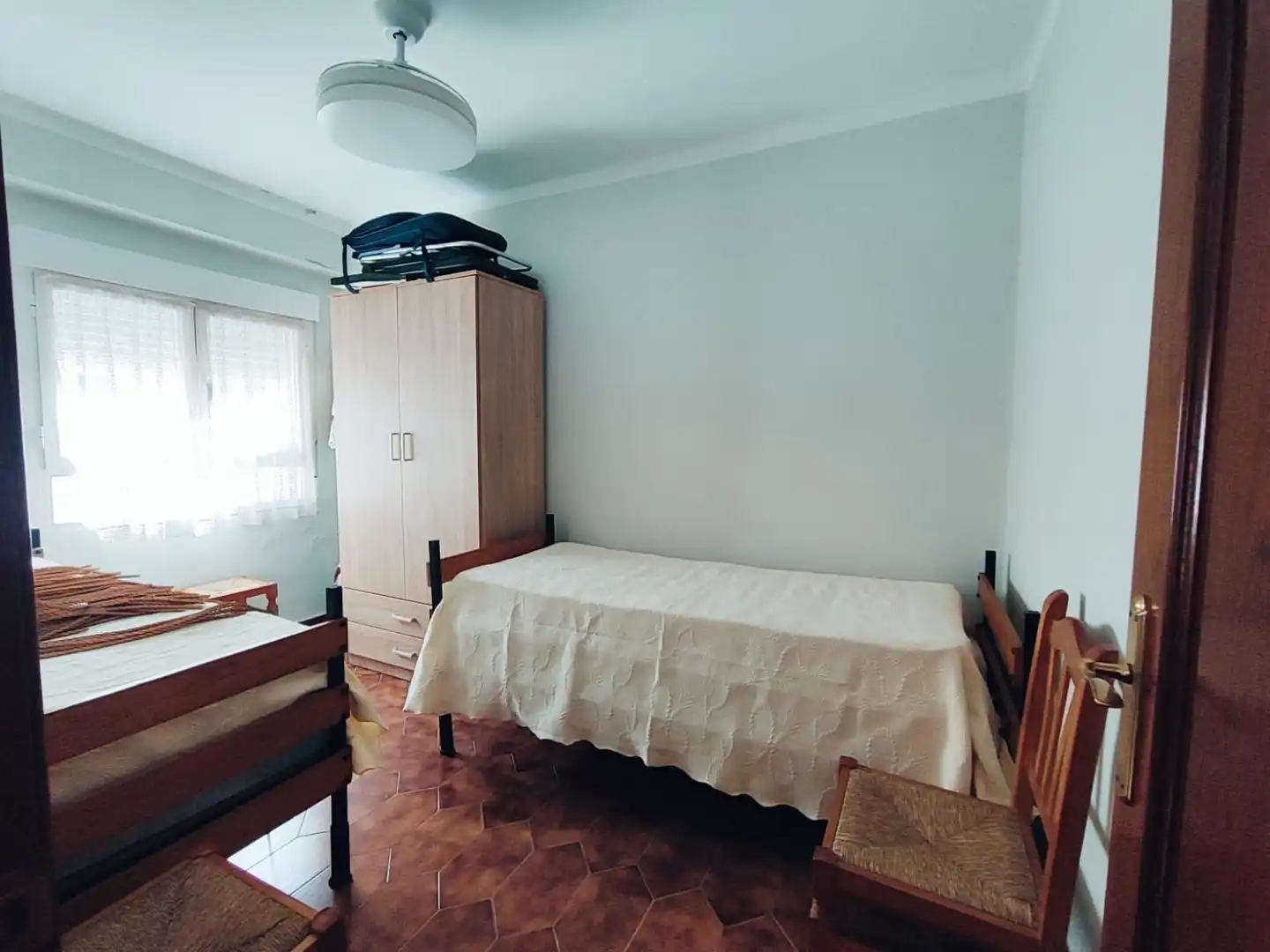 Habitación de Apartamento en venta en Santa Pola con Terraza y Amueblado