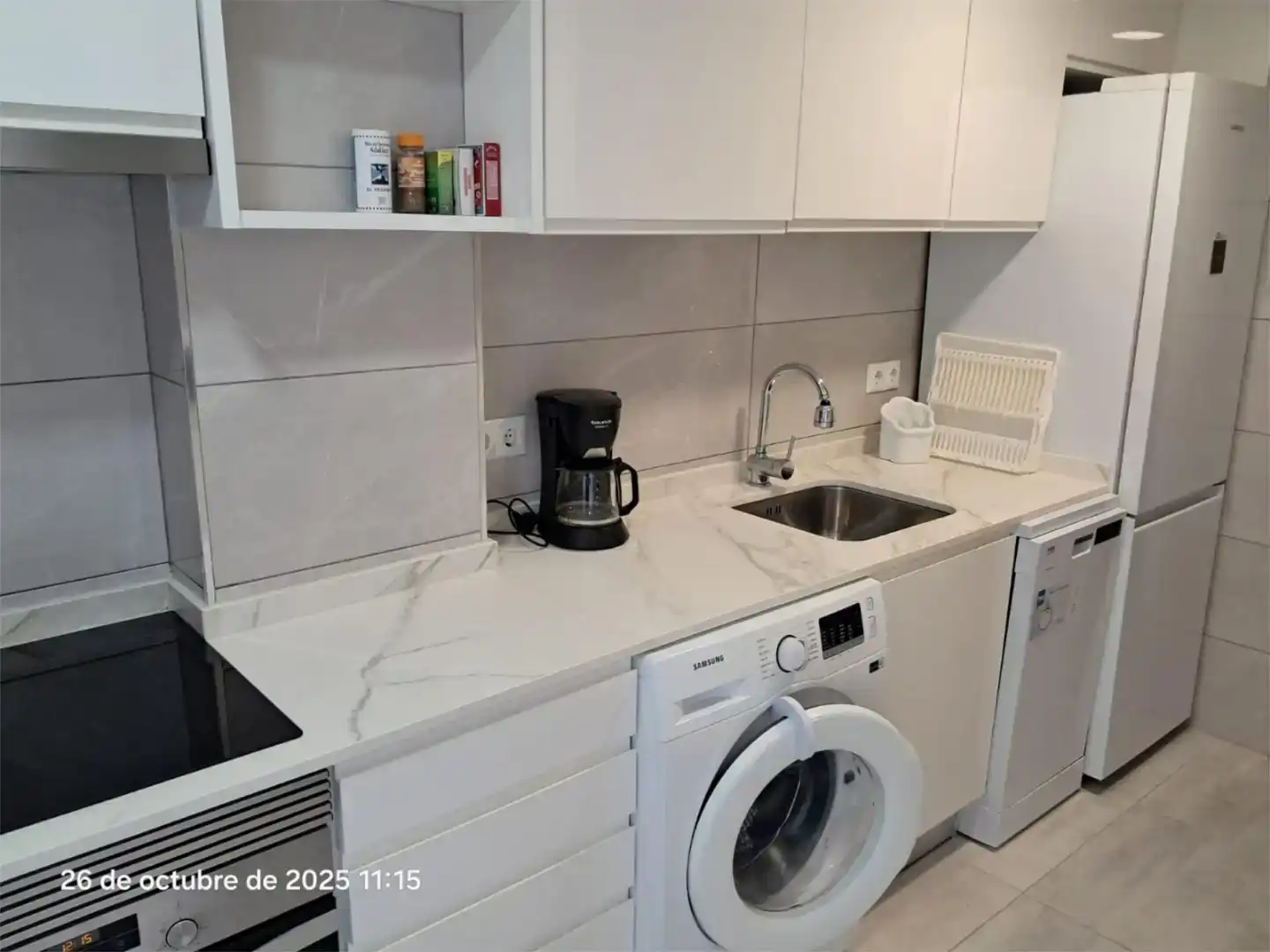 Cuina de Apartament en venda en Miramar amb Aire condicionat, Piscina i Balcó